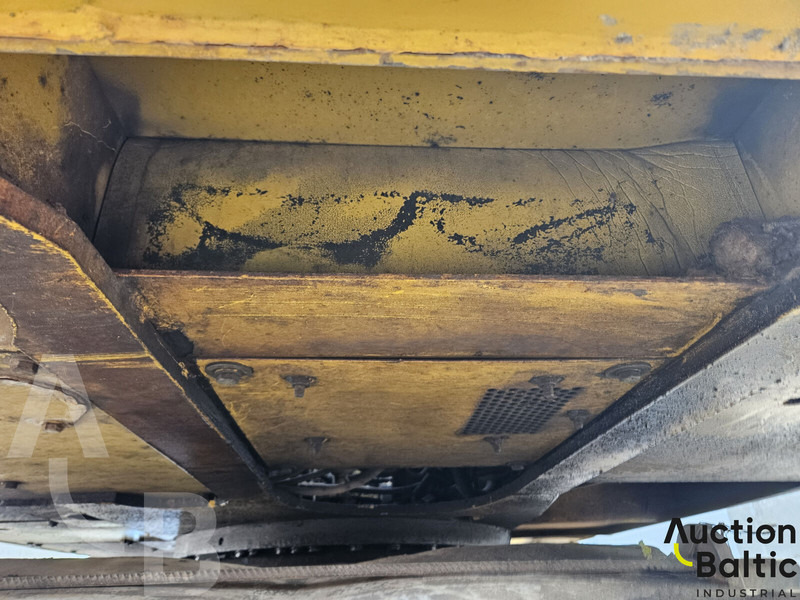 Excavadora de ruedas Komatsu PW130ES-6K: foto 13 Excavadora de ruedas Komatsu PW130ES-6K: foto 13