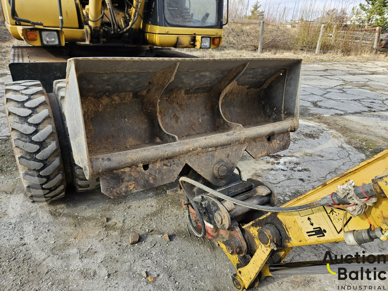 Excavadora de ruedas Komatsu PW130ES-6K: foto 16 Excavadora de ruedas Komatsu PW130ES-6K: foto 16