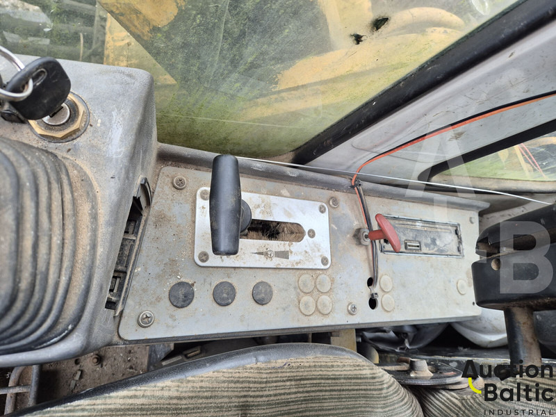 Excavadora de ruedas Liebherr A 902 Litronic: foto 9 Excavadora de ruedas Liebherr A 902 Litronic: foto 9