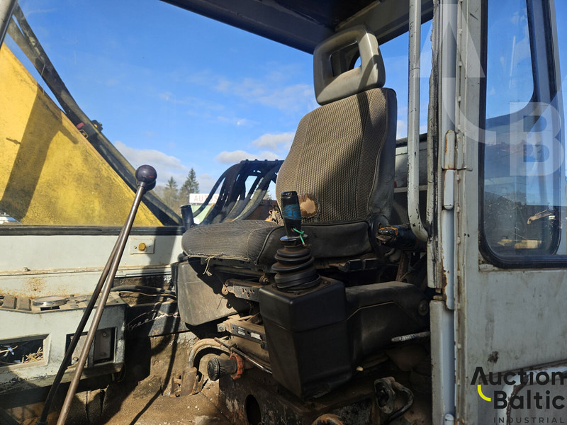 Liebherr R 902 - Excavadora de cadenas: foto 4 Liebherr R 902 - Excavadora de cadenas: foto 4