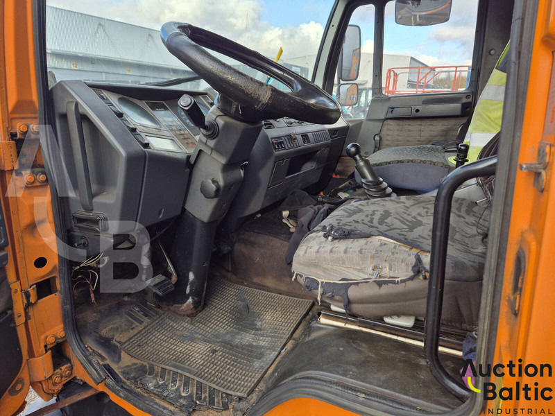 MAN 10.153 - Grua de remolque autos: foto 5 MAN 10.153 - Grua de remolque autos: foto 5