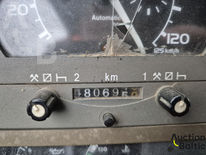 Camión volquete MAN 18.222: foto 8