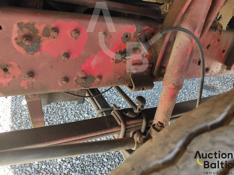 Camión cisterna para transporte de combustible MAN 8.136: foto 16