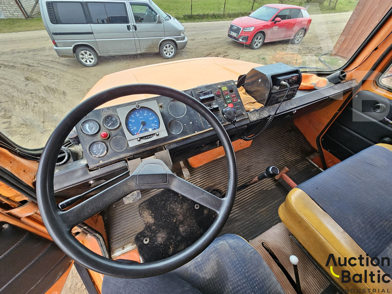 Camión volquete Magirus M 160 D 15: foto 7 Camión volquete Magirus M 160 D 15: foto 7