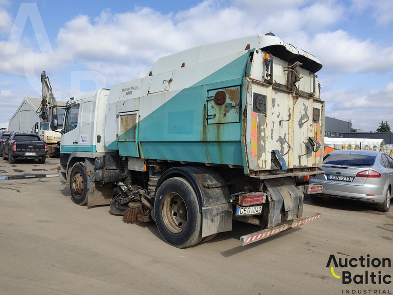 Mercedes-Benz 1517 - Barredora vial: foto 4 Mercedes-Benz 1517 - Barredora vial: foto 4