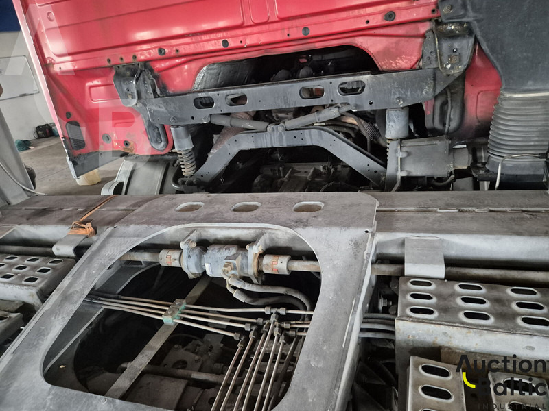 Camión portavehículos Mercedes-Benz 1836: foto 8