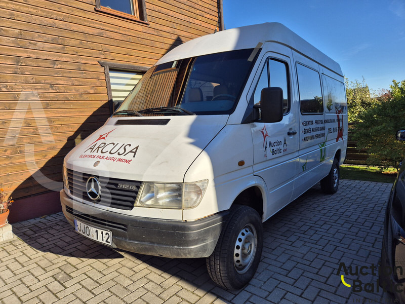 Mercedes-Benz 300-serie 312 D - Furgón: foto 1 Mercedes-Benz 300-serie 312 D - Furgón: foto 1