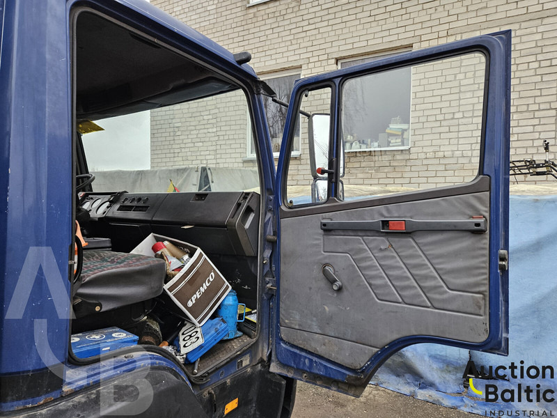 Mercedes-Benz 814 - Camión volquete: foto 5 Mercedes-Benz 814 - Camión volquete: foto 5