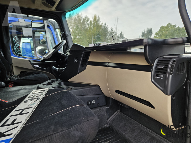 Camión chasis Mercedes-Benz Actros 1843: foto 10