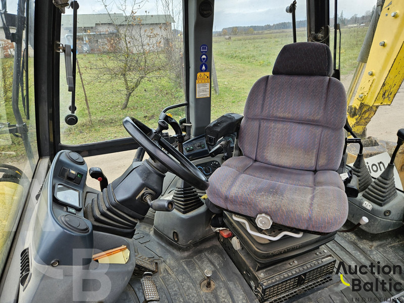 New Holland LB 110 B - Retroexcavadora: foto 5 New Holland LB 110 B - Retroexcavadora: foto 5