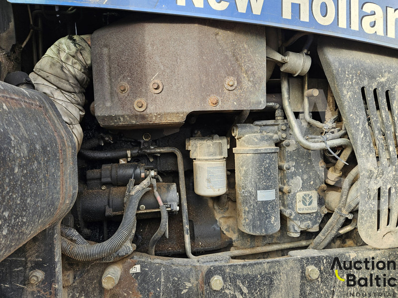 Tractor New Holland T 8040: foto 18 Tractor New Holland T 8040: foto 18