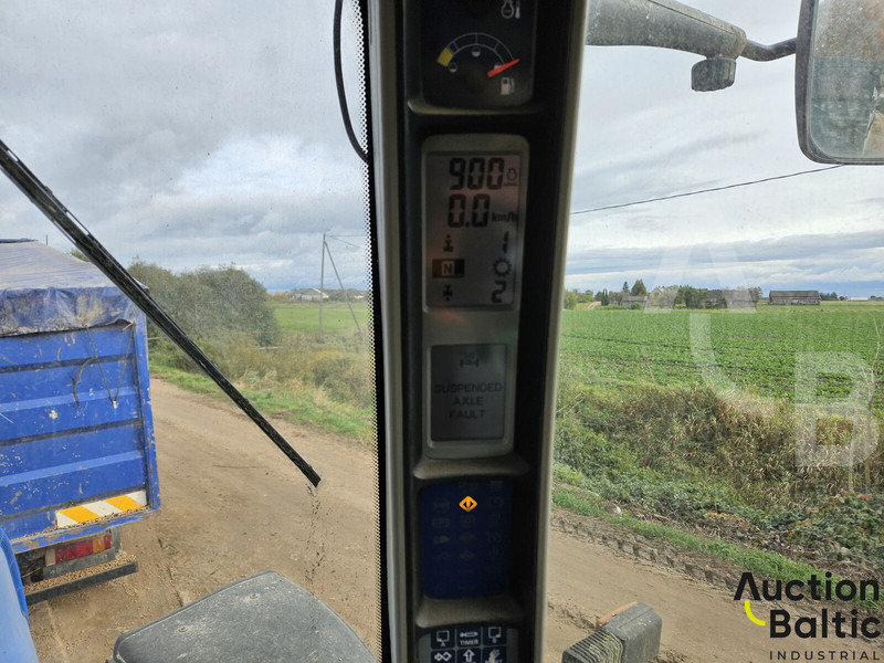 Tractor New Holland T 8040: foto 7 Tractor New Holland T 8040: foto 7