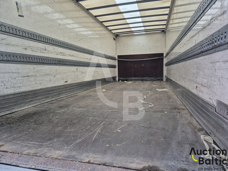 Camión caja cerrada Renault Midlum: foto 12 Camión caja cerrada Renault Midlum: foto 12