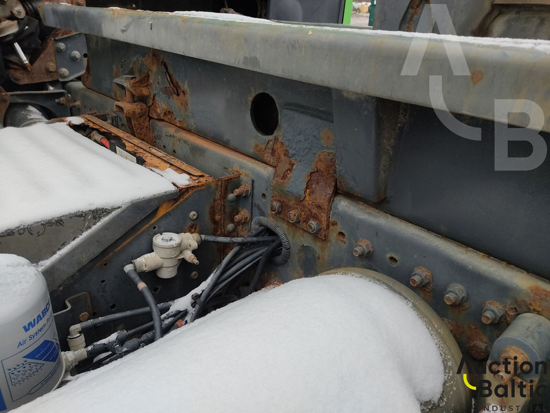 Camión portacontenedor de cadenas Renault Premium Route: foto 10 Camión portacontenedor de cadenas Renault Premium Route: foto 10