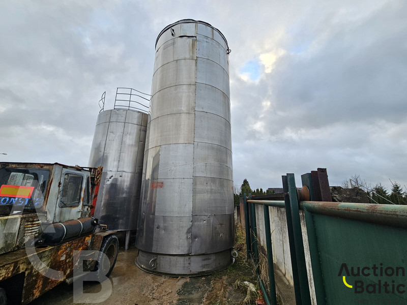 Tanker for milk - Camión cisterna: foto 1 Tanker for milk - Camión cisterna: foto 1