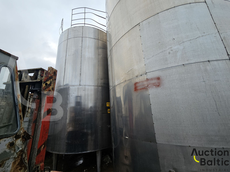 Tanker for milk - Camión cisterna: foto 4 Tanker for milk - Camión cisterna: foto 4