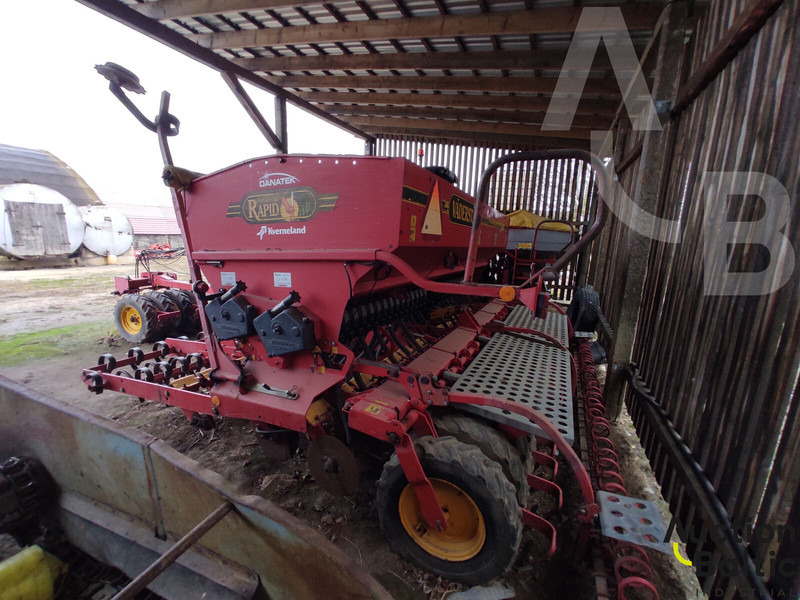 Vaderstad Rapid400C - Maquinaria de siembra: foto 3 Vaderstad Rapid400C - Maquinaria de siembra: foto 3