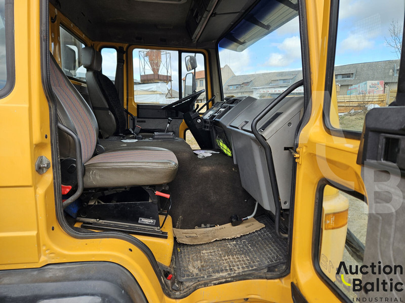 Camión volquete Volvo FL612: foto 7