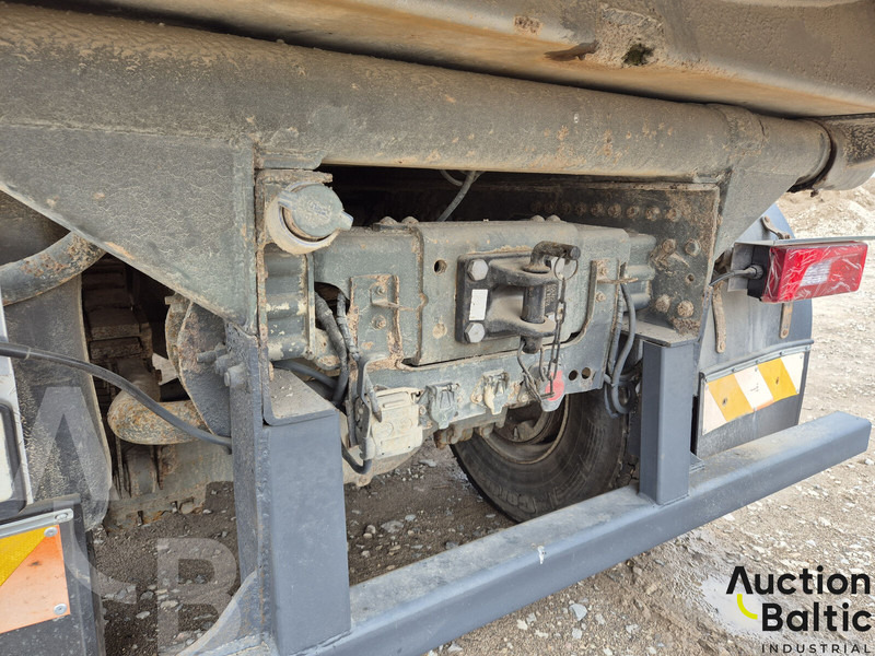 Camión volquete Volvo FM12: foto 14