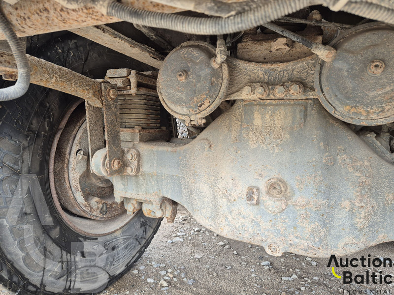 Camión volquete Volvo FM12: foto 20