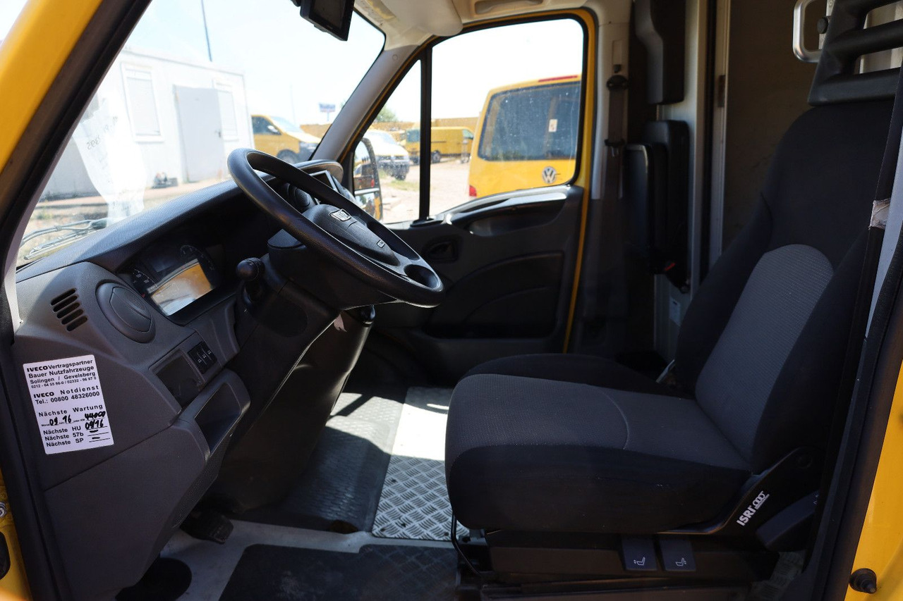 Furgoneta caja cerrada Iveco Daily/ Regalsystem/Luftfeder/KURZ: foto 8