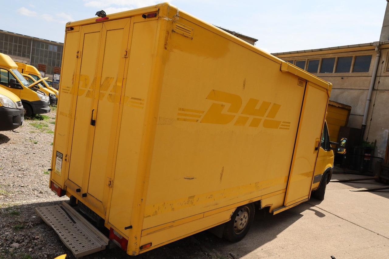 Iveco Daily/ Regalsystem/Luftfeder/Motorschaden - Furgoneta caja cerrada: foto 4 Iveco Daily/ Regalsystem/Luftfeder/Motorschaden - Furgoneta caja cerrada: foto 4