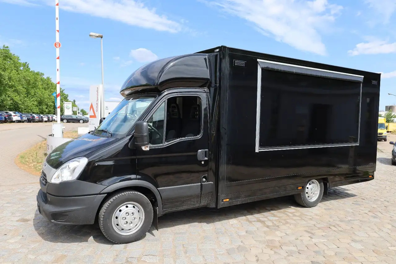 Iveco IS35SI2AA/ FOODTRUCK/Daily - Camión tienda: foto 4 Iveco IS35SI2AA/ FOODTRUCK/Daily - Camión tienda: foto 4