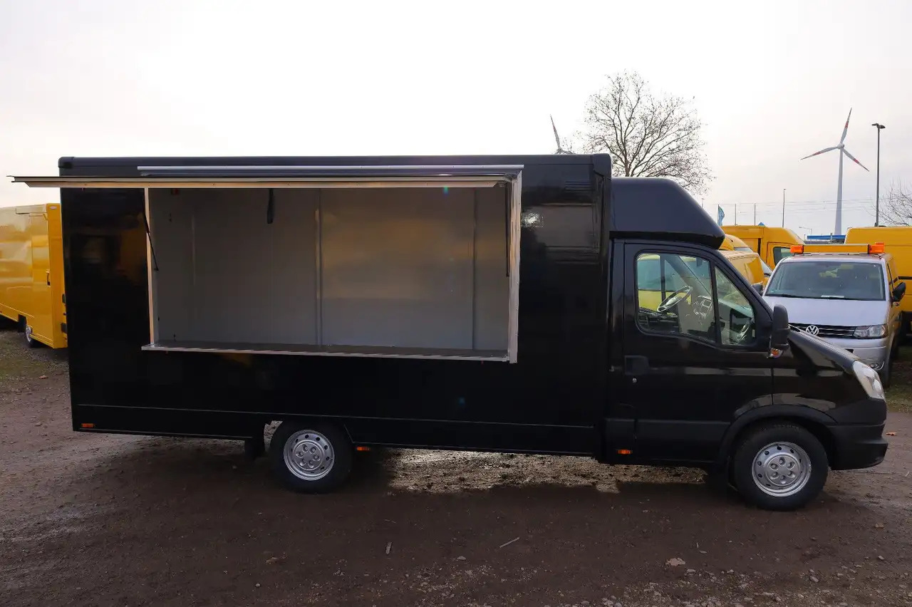 Iveco IS35SI2AA/ FOODTRUCK/Daily/EU5/1. Hand - Camión tienda: foto 3 Iveco IS35SI2AA/ FOODTRUCK/Daily/EU5/1. Hand - Camión tienda: foto 3