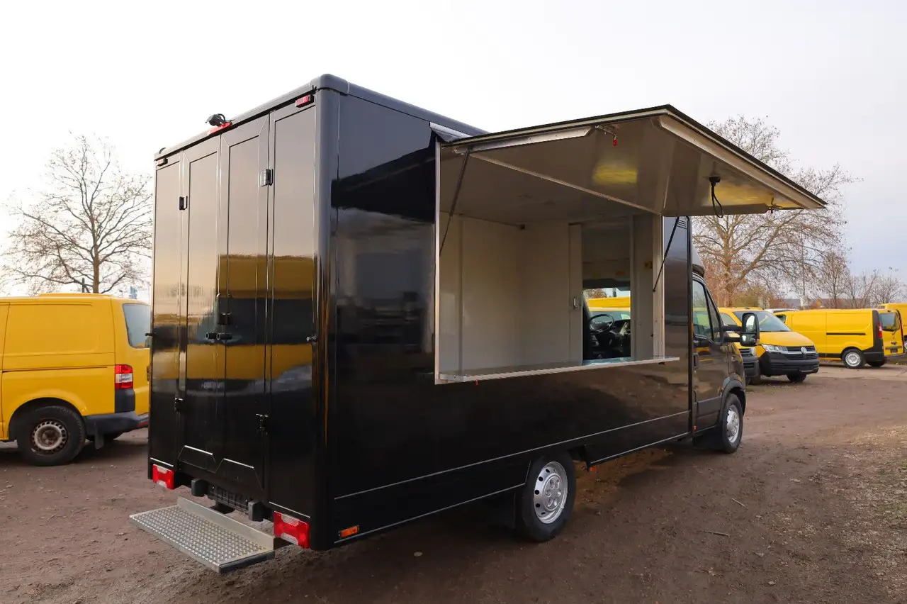 Iveco IS35SI2AA/ FOODTRUCK/Daily/EU5/1. Hand - Camión tienda: foto 1 Iveco IS35SI2AA/ FOODTRUCK/Daily/EU5/1. Hand - Camión tienda: foto 1