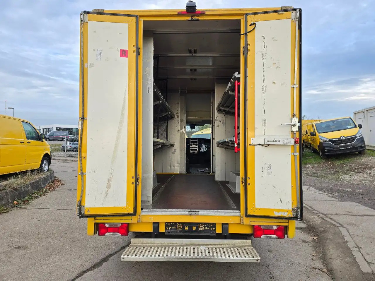 Coche Iveco /Regalsystem/Luftfeder/KURZ/1. Hand: foto 6 Coche Iveco /Regalsystem/Luftfeder/KURZ/1. Hand: foto 6