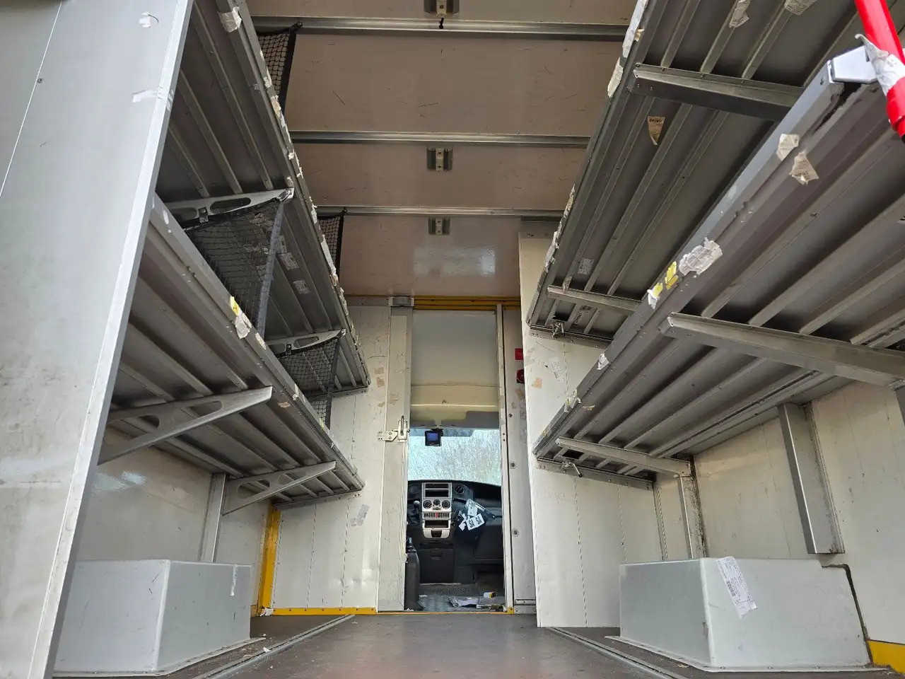 Coche Iveco /Regalsystem/Luftfeder/KURZ/1. Hand: foto 7 Coche Iveco /Regalsystem/Luftfeder/KURZ/1. Hand: foto 7