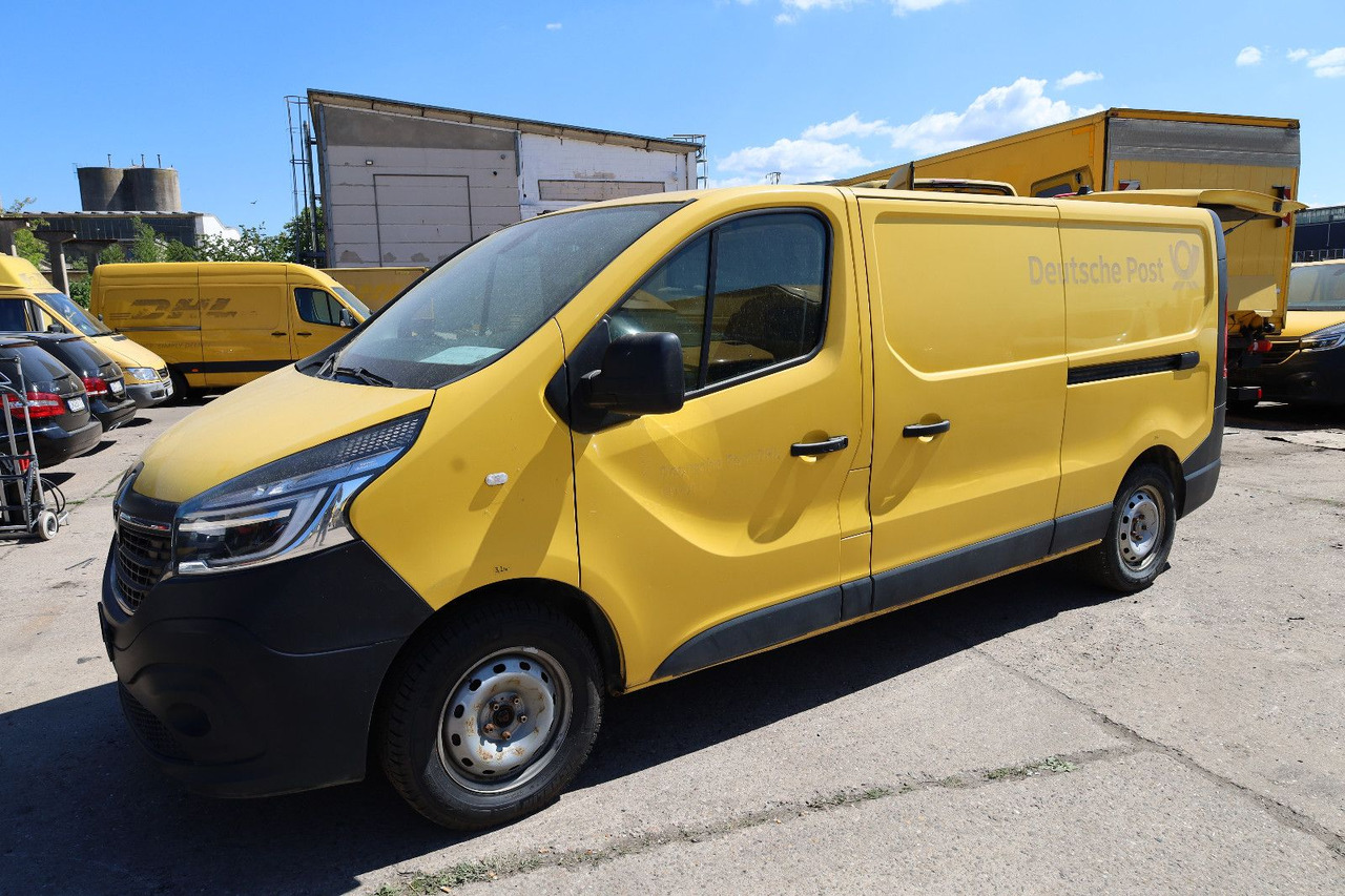 Renault Trafic Komfort/1. Hand/88kW/ MOTORSCHADEN - Furgoneta pequeña: foto 1 Renault Trafic Komfort/1. Hand/88kW/ MOTORSCHADEN - Furgoneta pequeña: foto 1