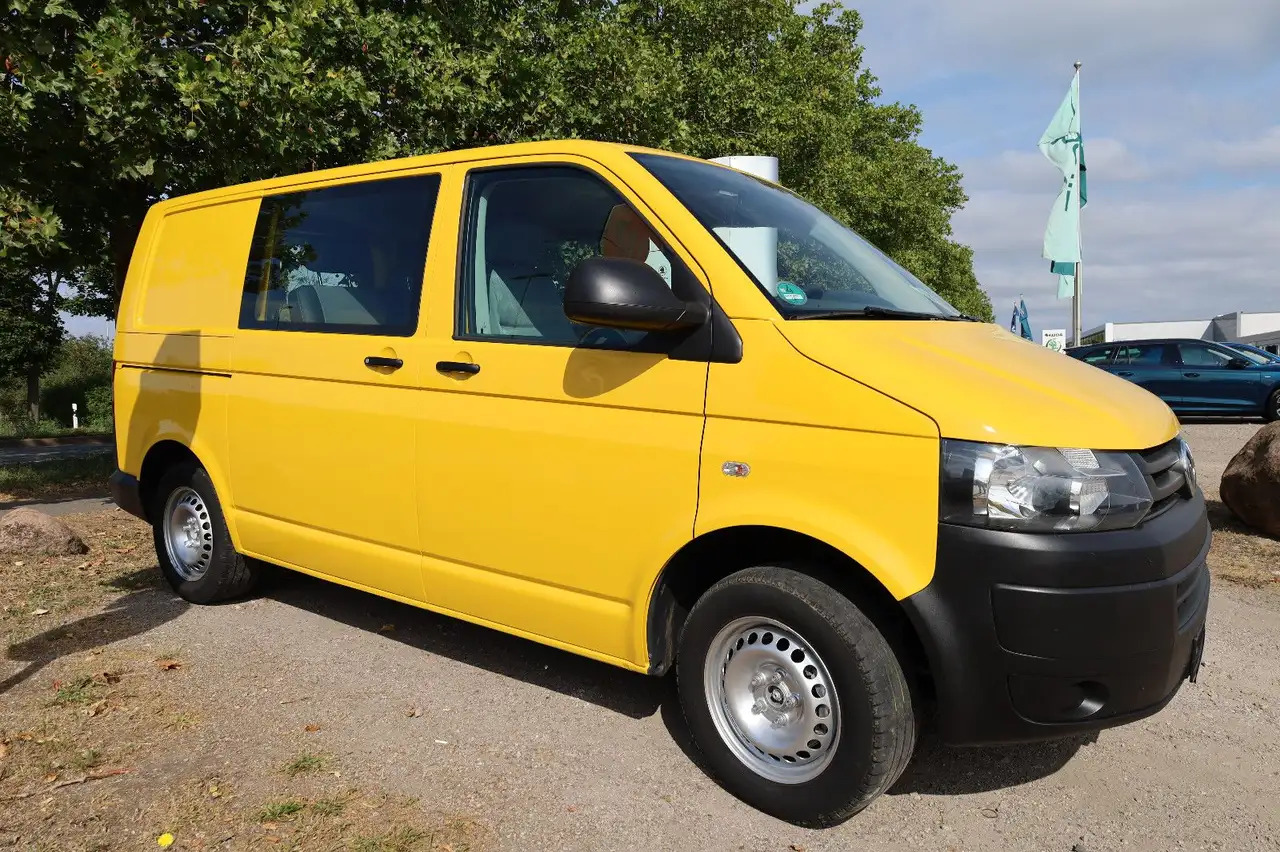 Volkswagen T5 Transporter/ 2.0 TDI/EU5/1.Hand/5-Sitze - Furgoneta combi: foto 4 Volkswagen T5 Transporter/ 2.0 TDI/EU5/1.Hand/5-Sitze - Furgoneta combi: foto 4