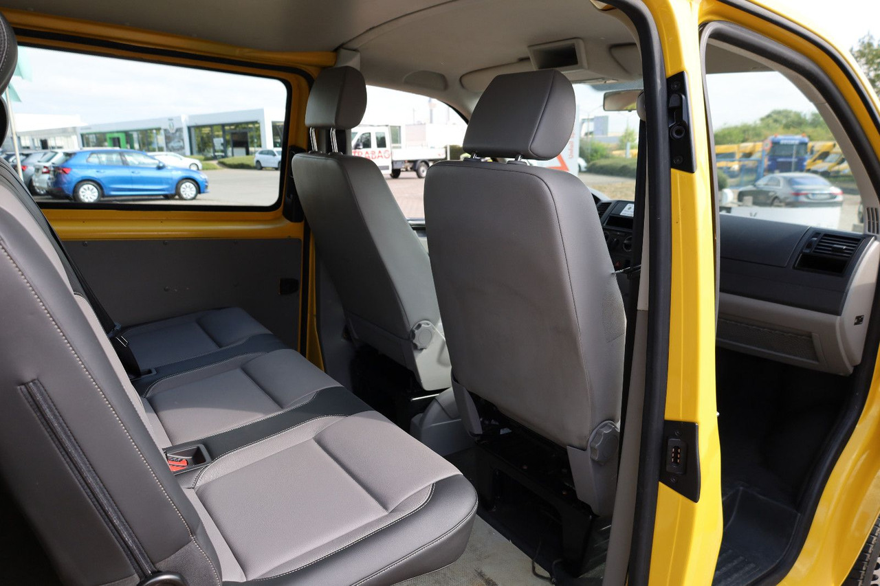 Volkswagen T5 Transporter/ 2.0 TDI/EU5/1.Hand/5-Sitze - Furgoneta pequeña: foto 3 Volkswagen T5 Transporter/ 2.0 TDI/EU5/1.Hand/5-Sitze - Furgoneta pequeña: foto 3