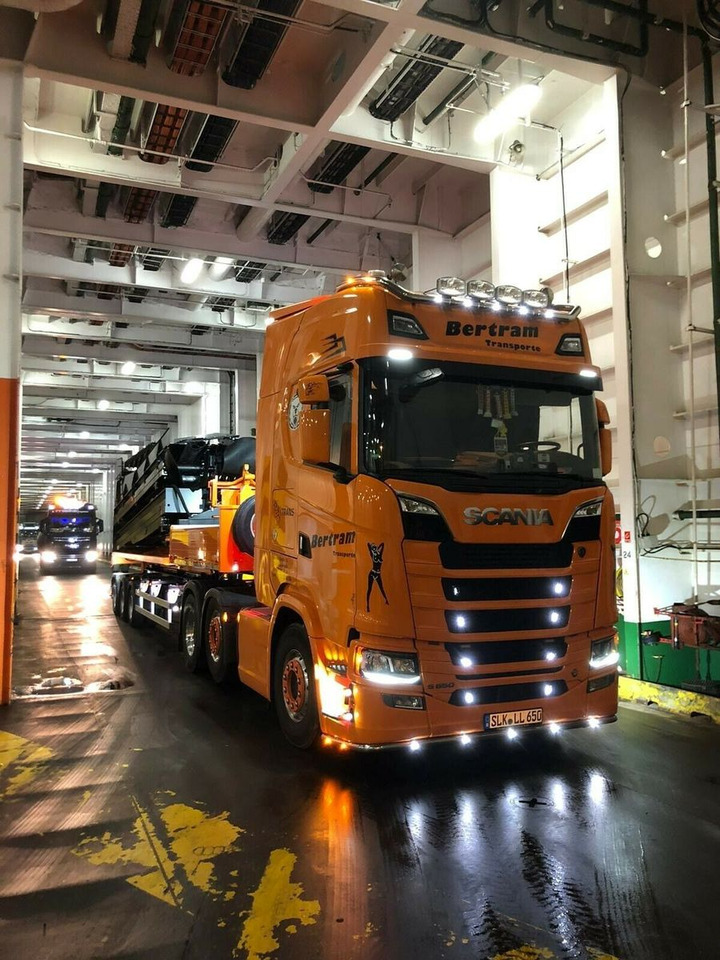 Auflieger Abrollkipper Hakenlift Hookliftloader - Semirremolque portacontenedore/ Intercambiable: foto 4 Auflieger Abrollkipper Hakenlift Hookliftloader - Semirremolque portacontenedore/ Intercambiable: foto 4