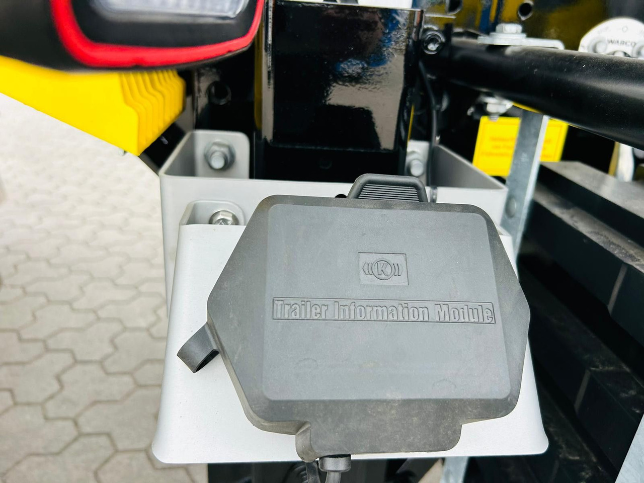 Semirremolque volquete Kempf SKM 36/3 SHL-Light 3-Achs Stahl Kipper 51m³: foto 12 Semirremolque volquete Kempf SKM 36/3 SHL-Light 3-Achs Stahl Kipper 51m³: foto 12