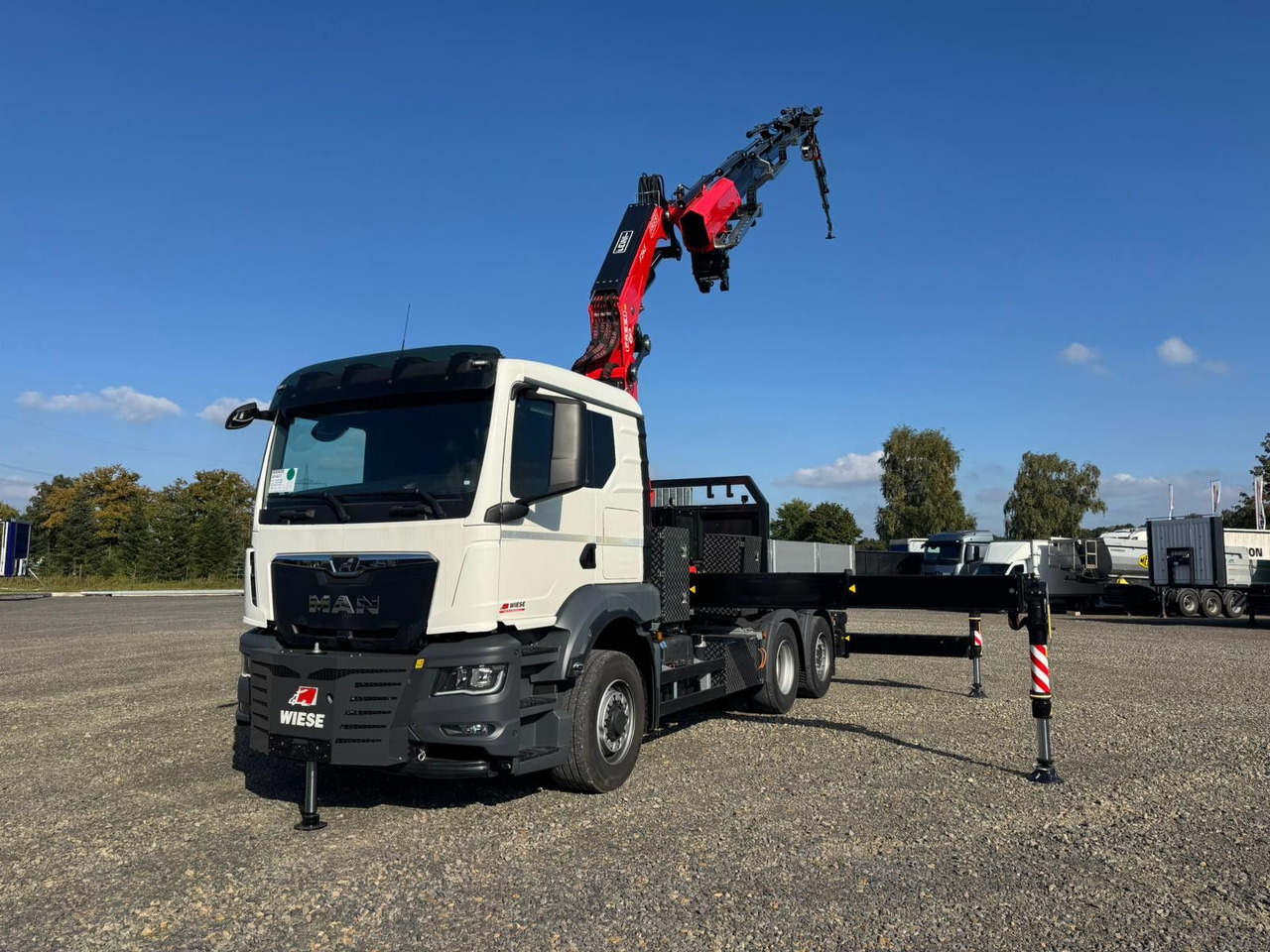 MAN 26.470 6x4-4 Hydrodrive Fassi Kran F545 Jib - Camión grúa: foto 4 MAN 26.470 6x4-4 Hydrodrive Fassi Kran F545 Jib - Camión grúa: foto 4