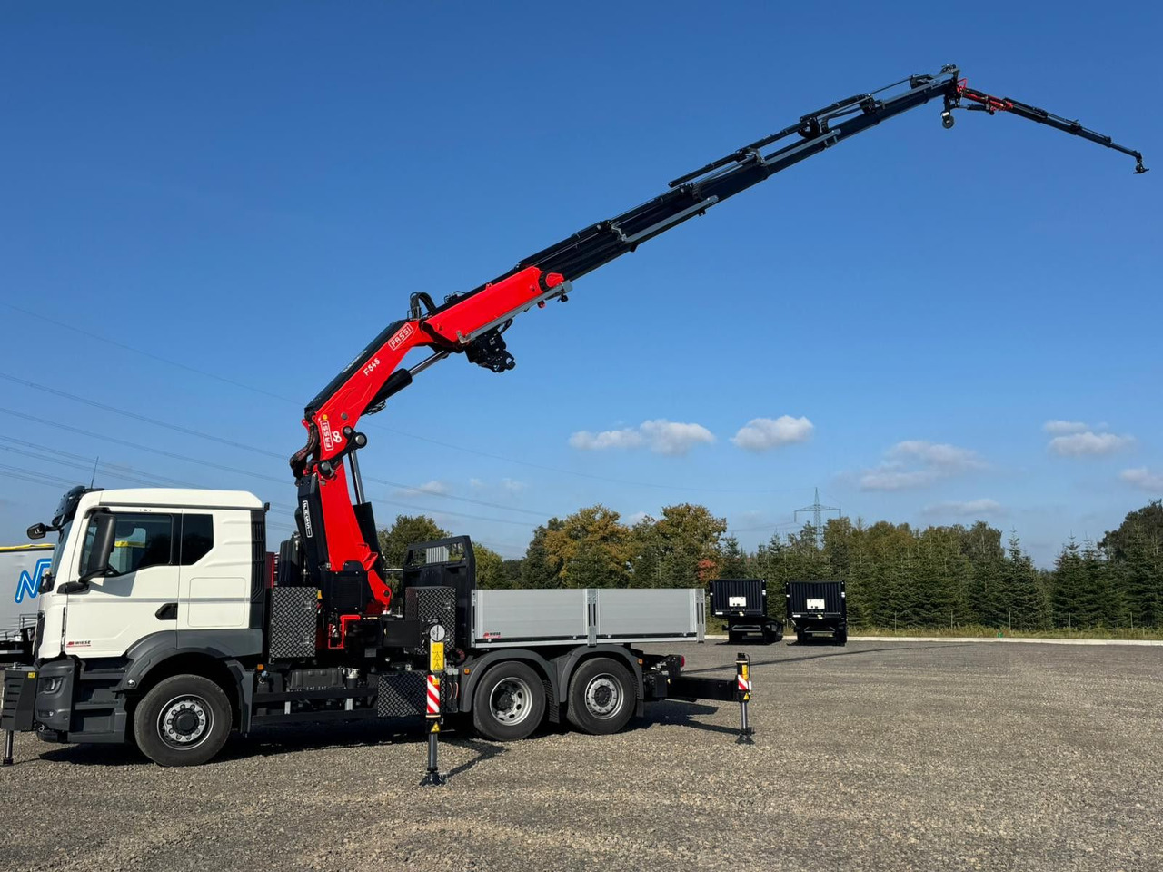 MAN 26.470 6x4-4 Hydrodrive Fassi Kran F545 Jib - Camión grúa: foto 3 MAN 26.470 6x4-4 Hydrodrive Fassi Kran F545 Jib - Camión grúa: foto 3