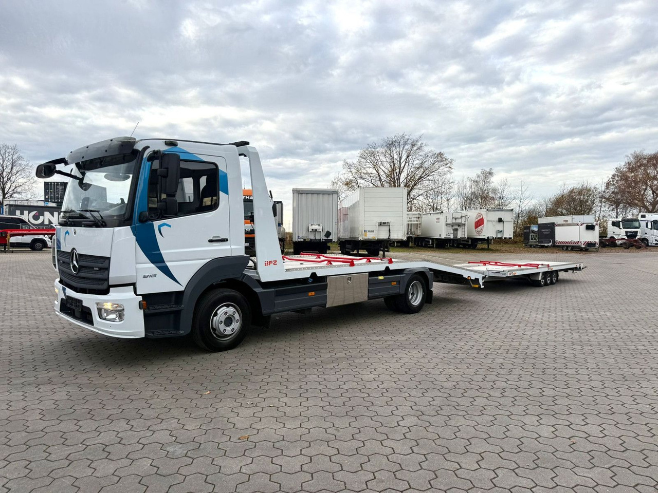 Mercedes-Benz Atego 918L Autotransporter mit BFZ Anhänger - Camión portavehículos: foto 4 Mercedes-Benz Atego 918L Autotransporter mit BFZ Anhänger - Camión portavehículos: foto 4