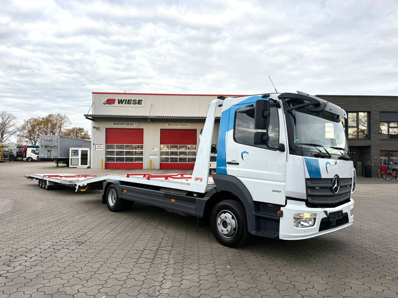 Mercedes-Benz Atego 918L Autotransporter mit BFZ Anhänger - Camión portavehículos: foto 1 Mercedes-Benz Atego 918L Autotransporter mit BFZ Anhänger - Camión portavehículos: foto 1