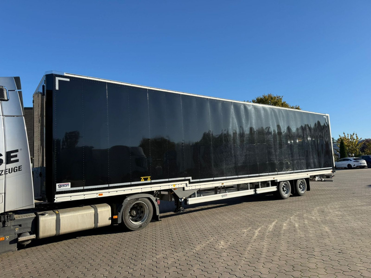 Talson TGG TAL 12/18 Mega Kofferauflieger 99m³ - Semirremolque caja cerrada: foto 2 Talson TGG TAL 12/18 Mega Kofferauflieger 99m³ - Semirremolque caja cerrada: foto 2
