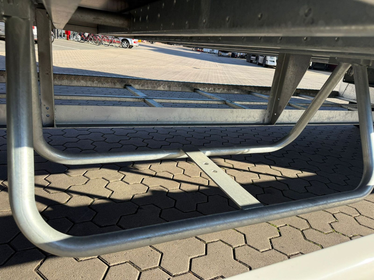 Semirremolque caja cerrada Talson TGG TAL 12/18 Mega Kofferauflieger 99m³: foto 14 Semirremolque caja cerrada Talson TGG TAL 12/18 Mega Kofferauflieger 99m³: foto 14