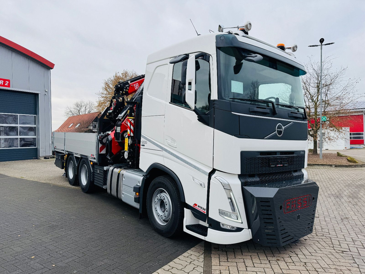 Volvo FH500 6x4 Fassi F545RA 2.27 mit Jib und Winde - Camión caja abierta, Camión grúa: foto 2 Volvo FH500 6x4 Fassi F545RA 2.27 mit Jib und Winde - Camión caja abierta, Camión grúa: foto 2