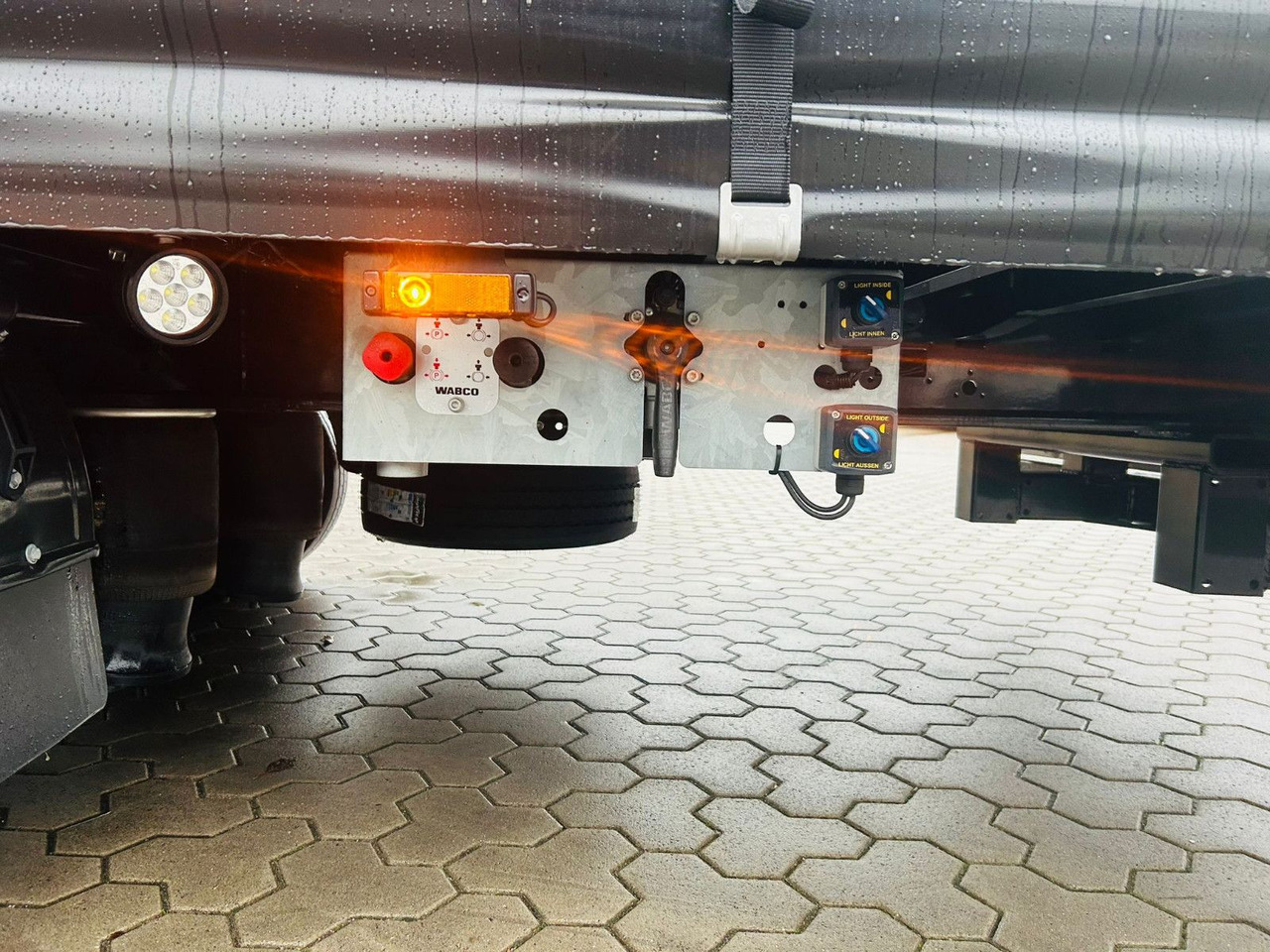 Wiese Gabelstaplertransporter Mega mit Rampen - Semirremolque góndola rebajadas: foto 5 Wiese Gabelstaplertransporter Mega mit Rampen - Semirremolque góndola rebajadas: foto 5