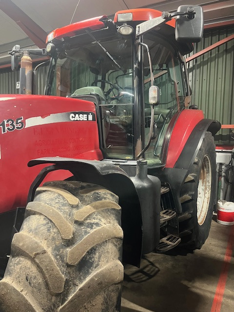 CASE IH MXU 135 - Tractor: foto 3 CASE IH MXU 135 - Tractor: foto 3