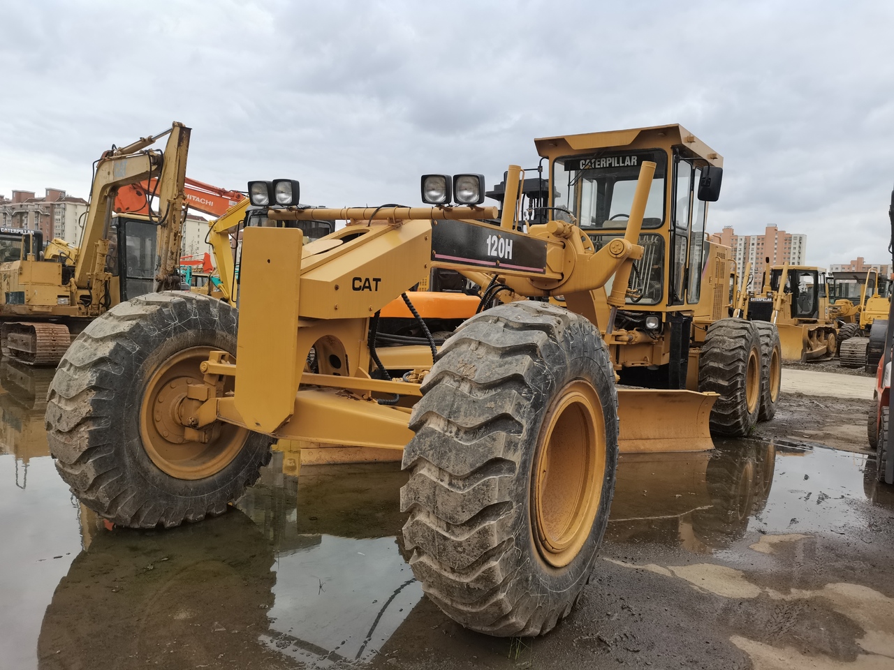 CATERPILLAR 120H - Grader: foto 2 CATERPILLAR 120H - Grader: foto 2