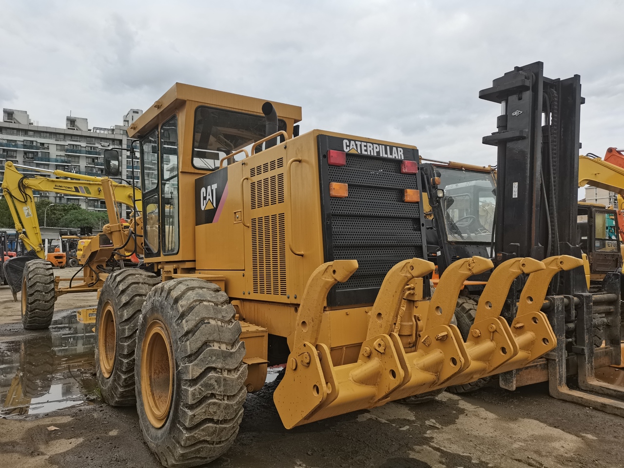 CATERPILLAR 120H - Grader: foto 4 CATERPILLAR 120H - Grader: foto 4