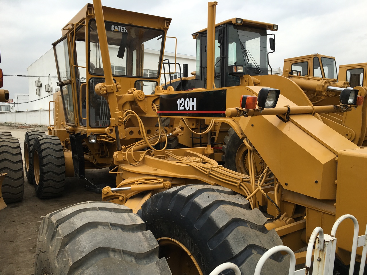 CATERPILLAR 120H - Grader: foto 4 CATERPILLAR 120H - Grader: foto 4