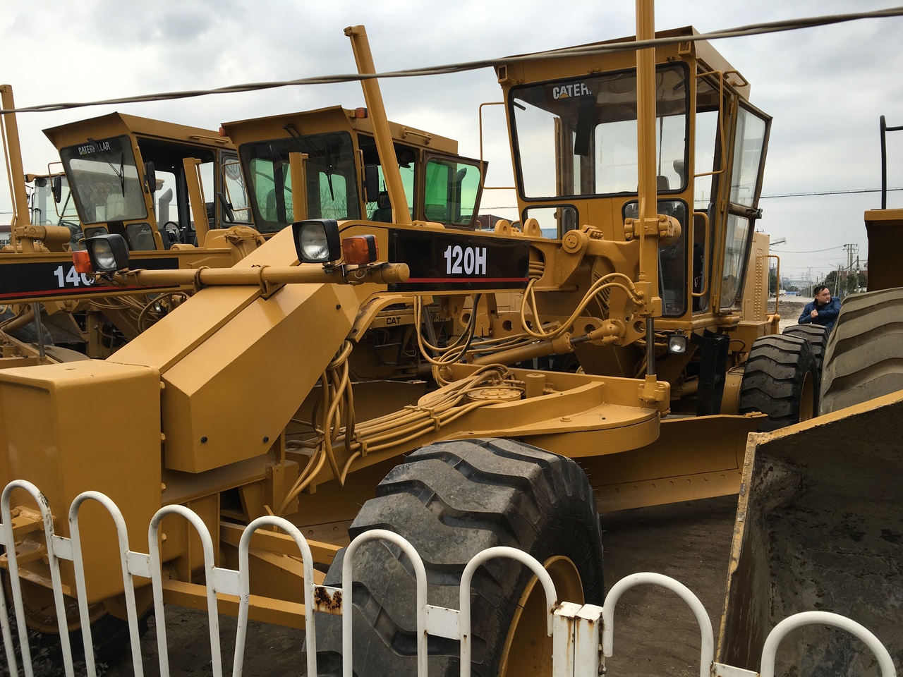CATERPILLAR 120H - Grader: foto 3 CATERPILLAR 120H - Grader: foto 3