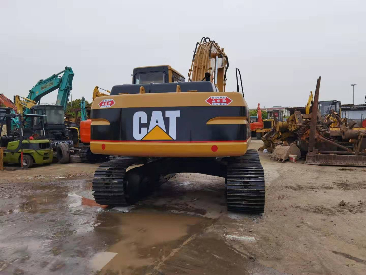 CATERPILLAR 320B - Excavadora de cadenas: foto 3 CATERPILLAR 320B - Excavadora de cadenas: foto 3